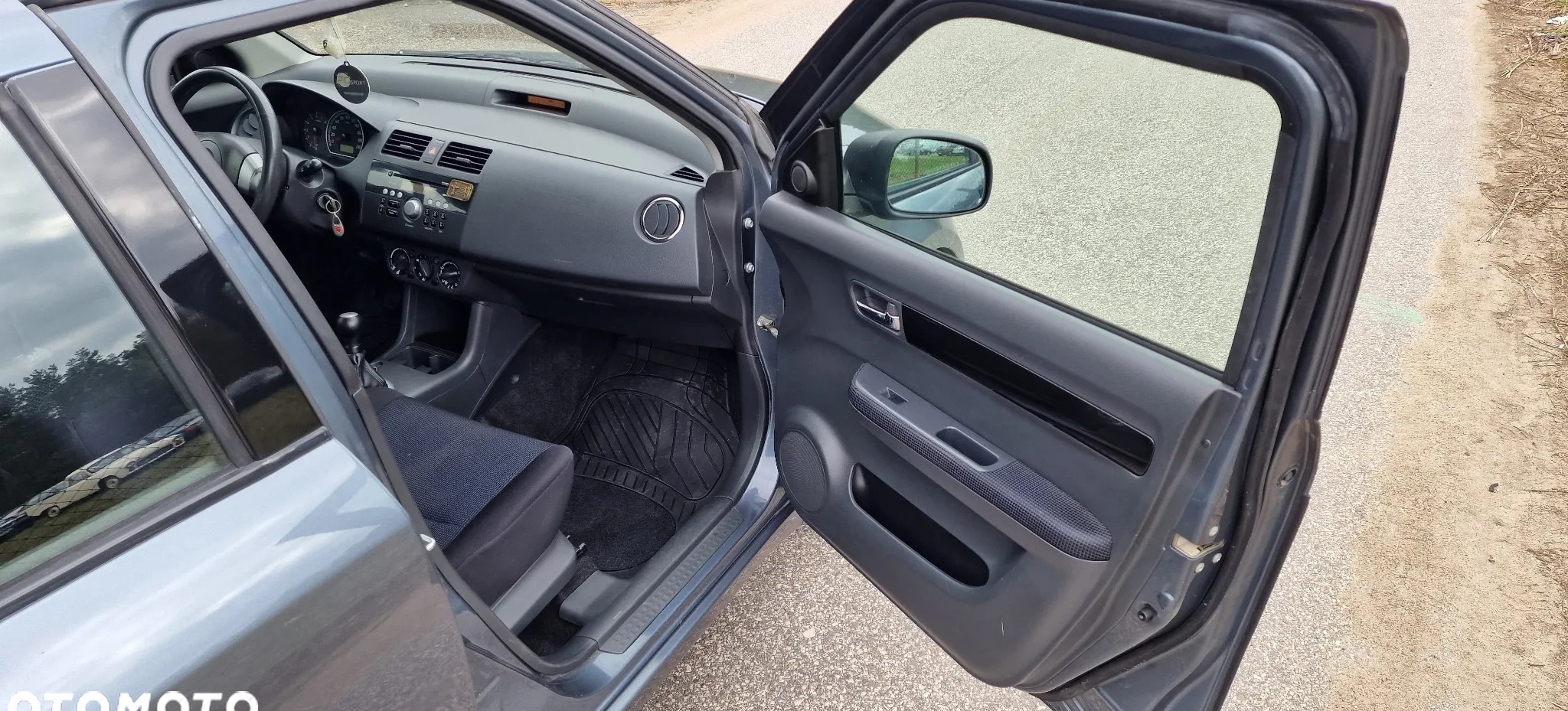 Suzuki Swift cena 11900 przebieg: 173798, rok produkcji 2007 z Toruń małe 781